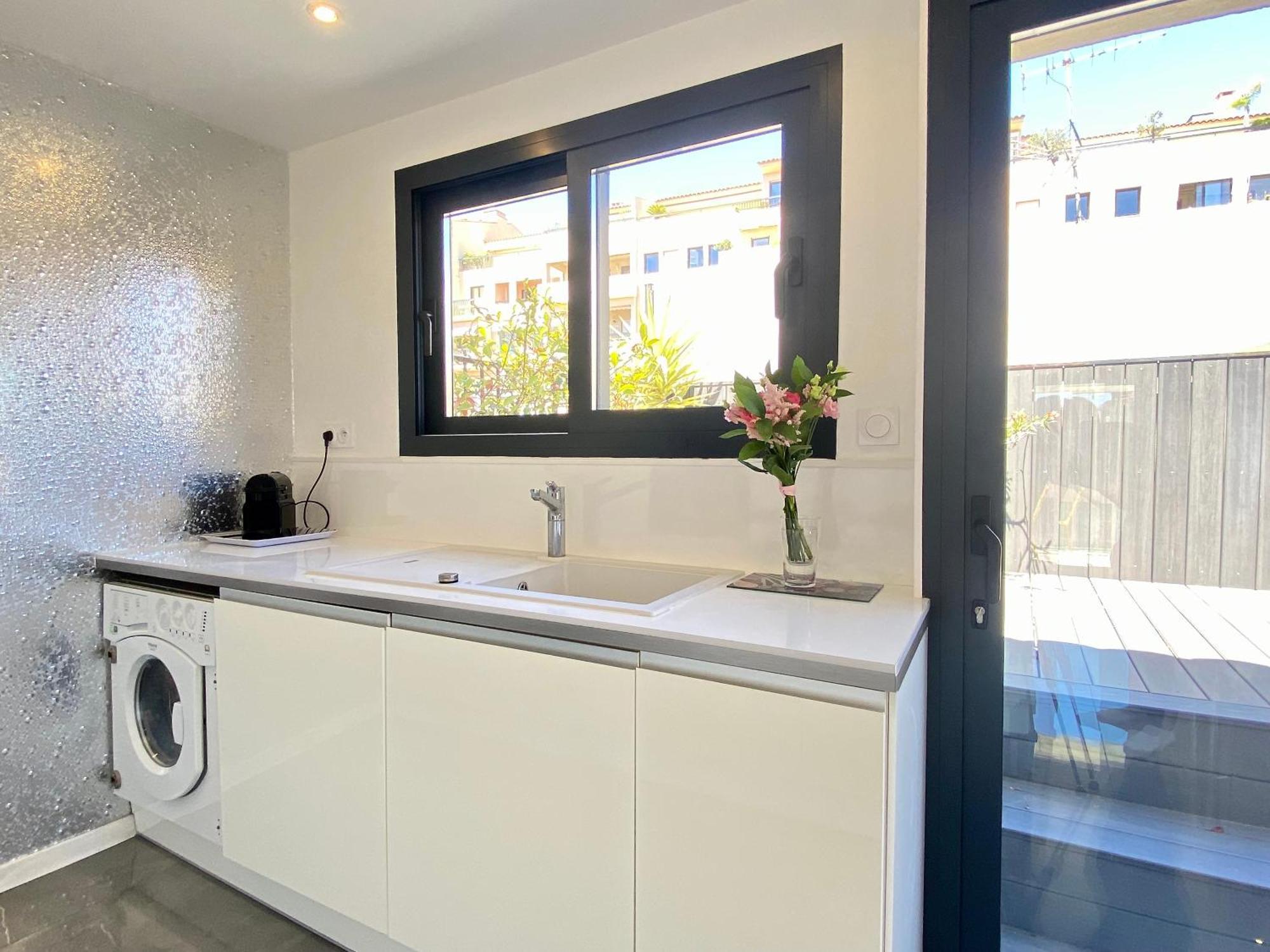 Luxury "Les Toits Du Soleil" - Magnifique Appartement Avec Terrasses Et Jacuzzi - Centre De Cannes - By Scls Locations Exteriör bild
